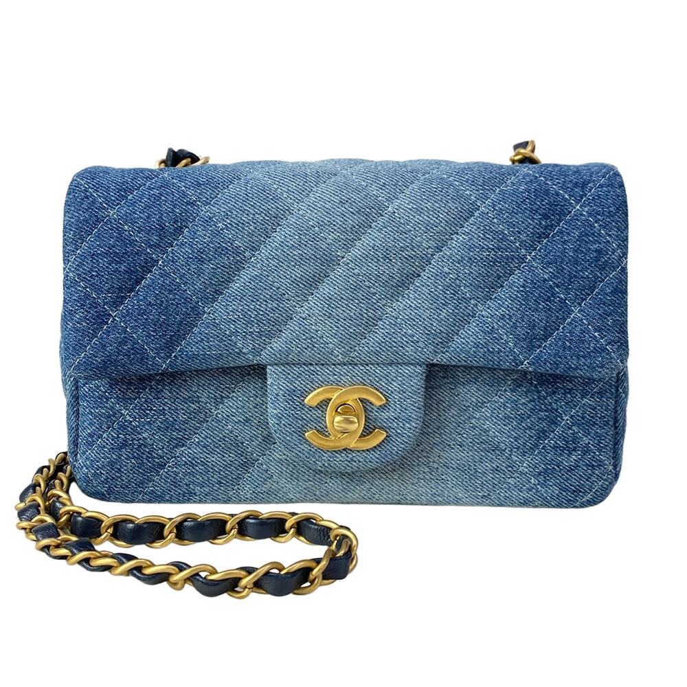 Chanel Mini Matelasse Shoulder Bag A69900